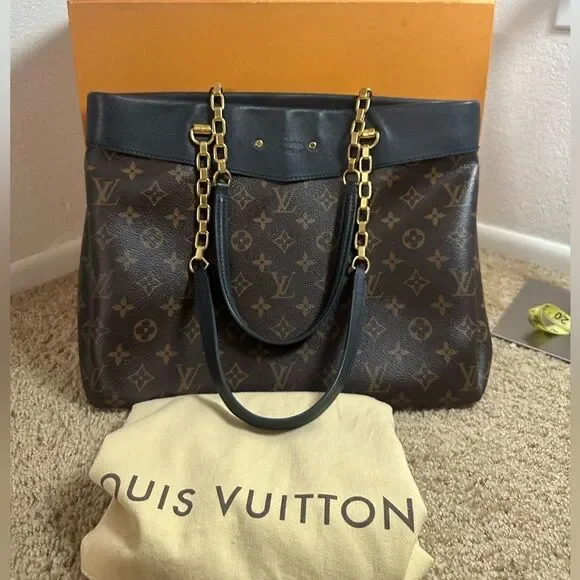 Louis Vuitton Pallas Shopper Minogram - Picture 3 of 16